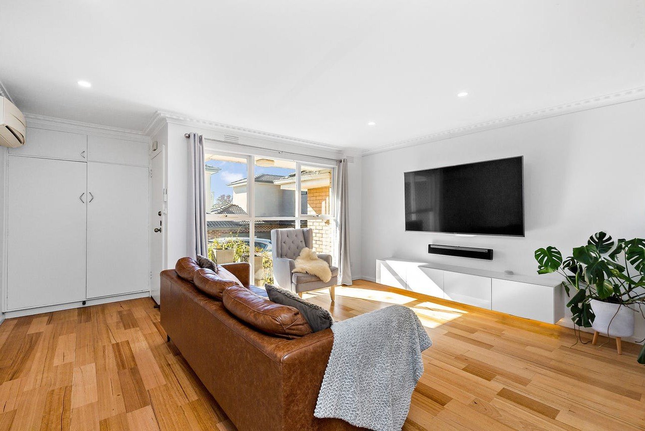 4/14 Warrigal Road, Surrey Hills image 3