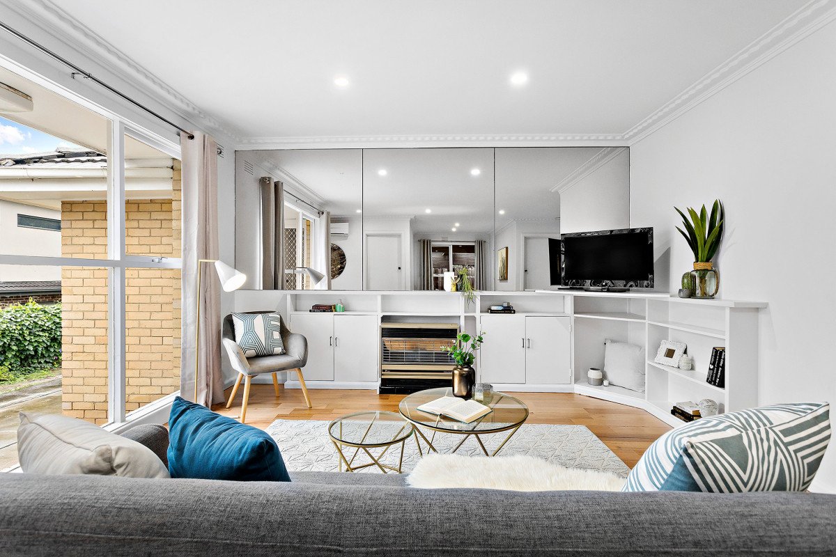 4/14 Warrigal Road, Surrey Hills image 3