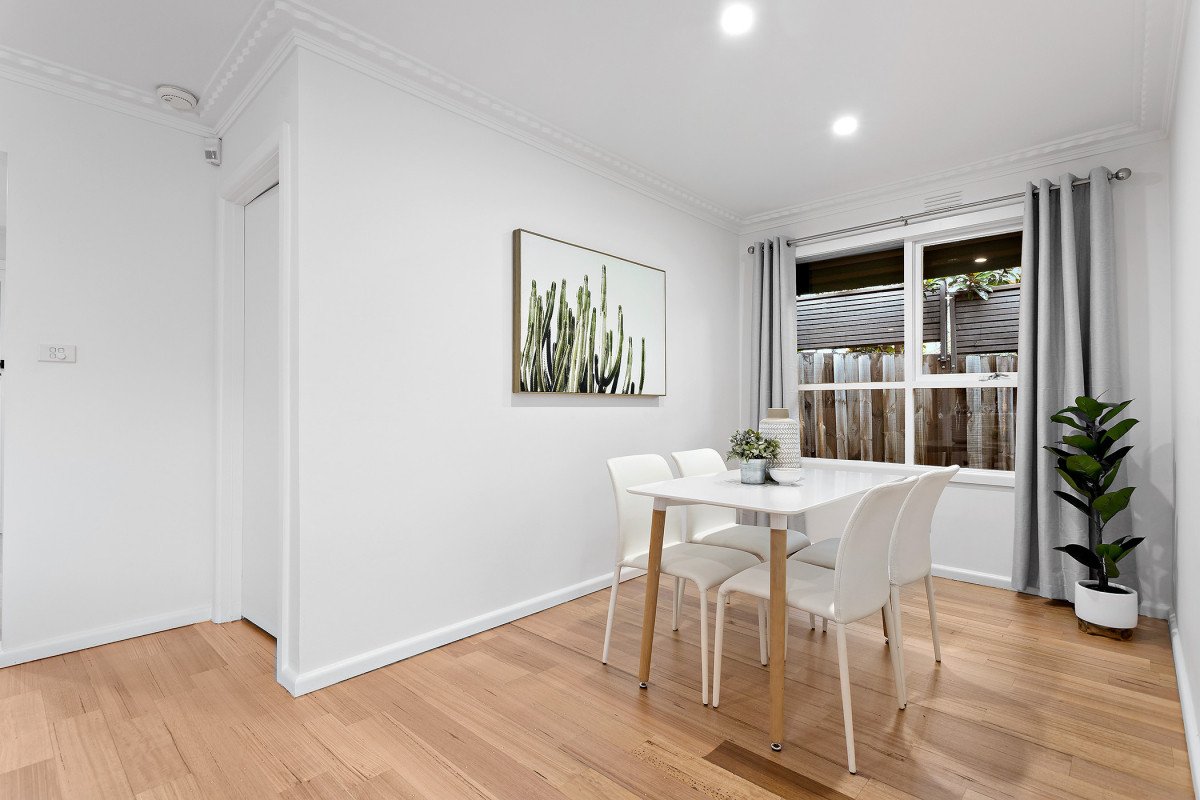 4/14 Warrigal Road, Surrey Hills image 4