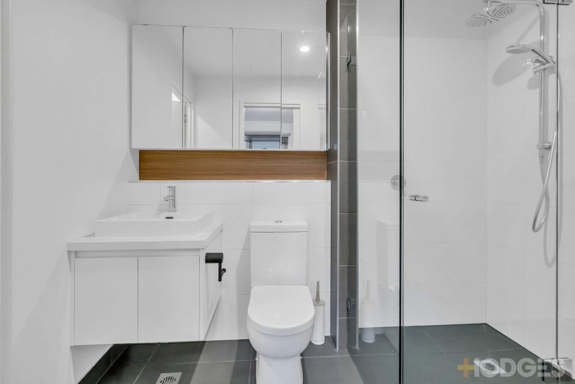 4 / 143 Nepean Highway Aspendale