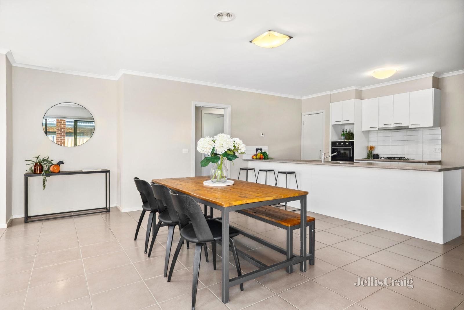 4/1446A Gregory Street, Lake Wendouree image 3