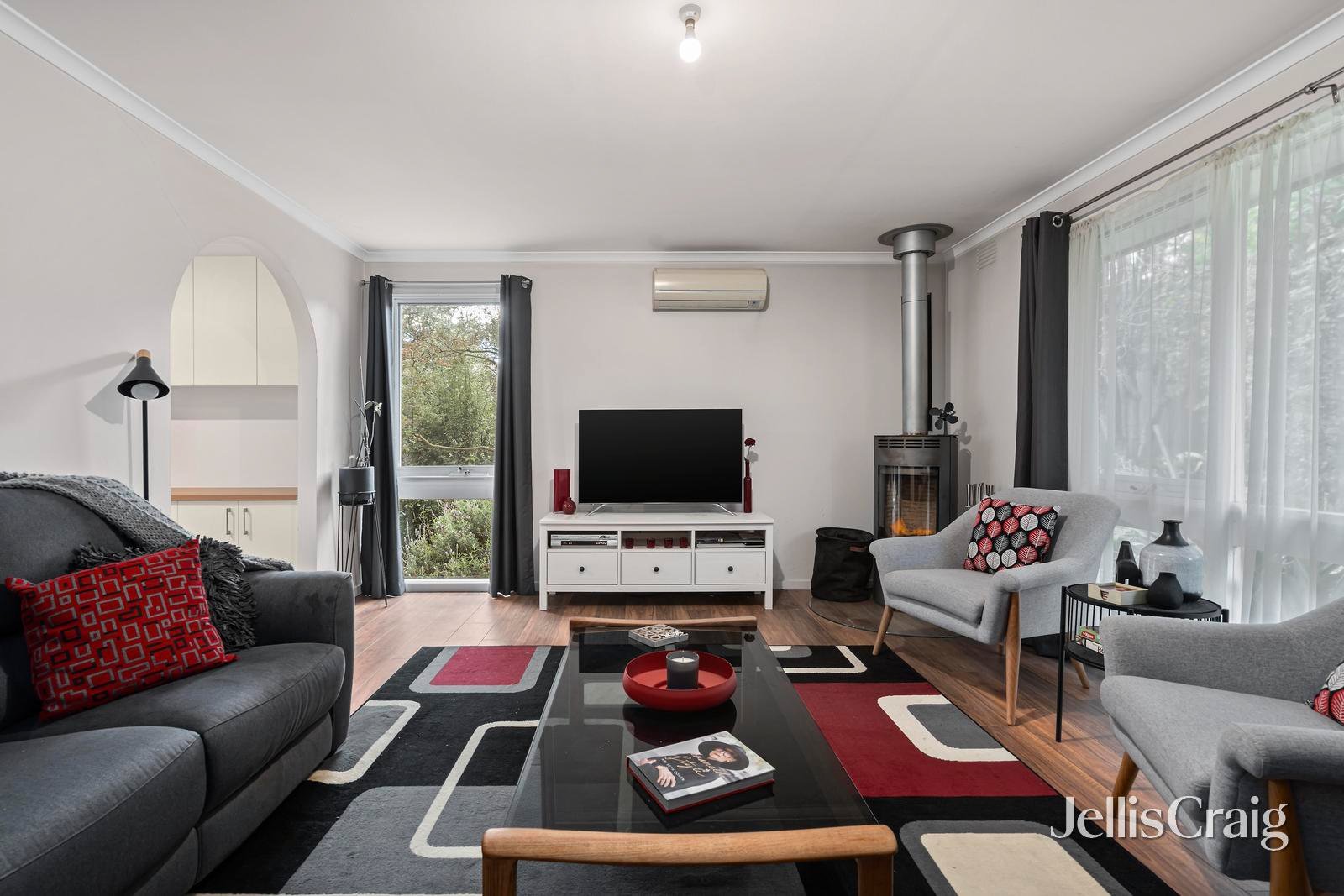 4/15-17 Roger Street, Doncaster&nbsp;East image 2