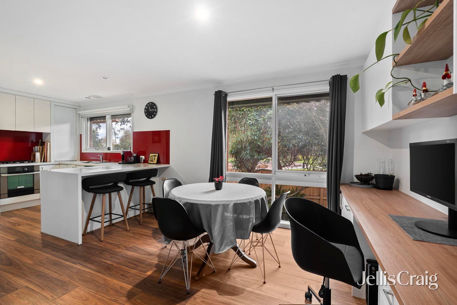 4/15-17 Roger Street, Doncaster&nbsp;East image 4