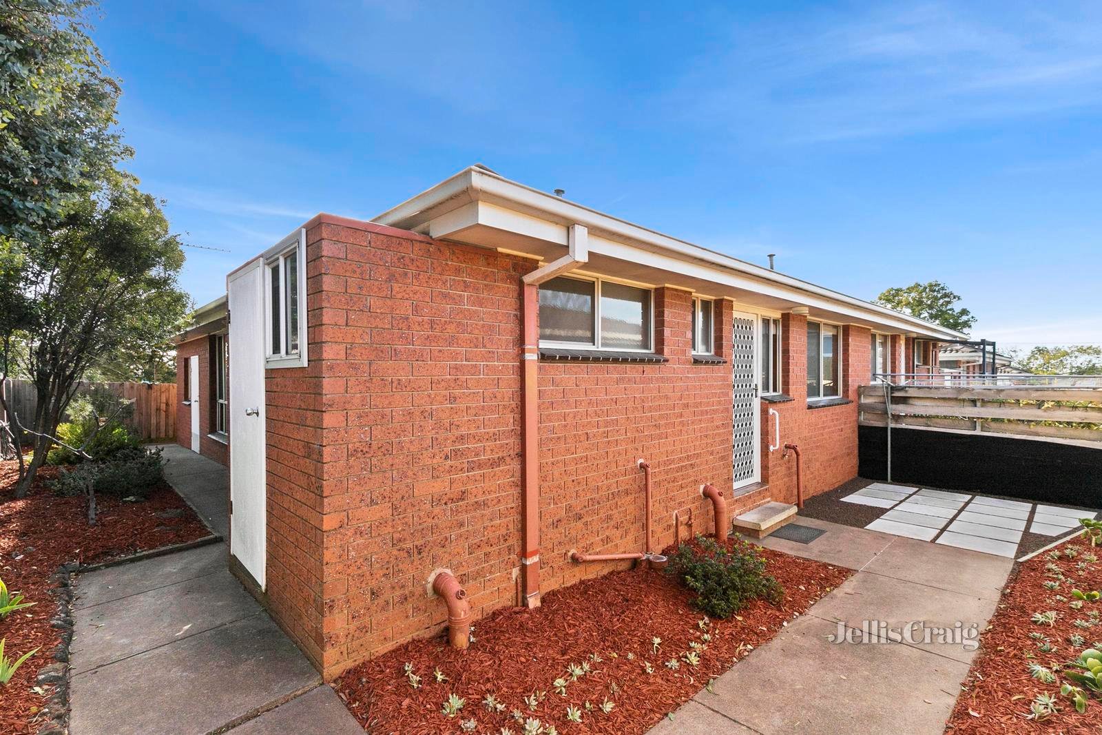 4/15 Bostock Avenue, Manifold Heights image 9