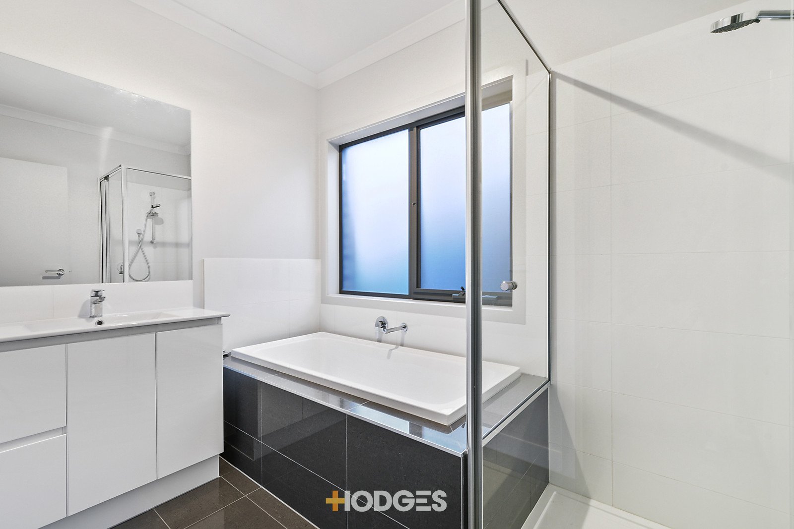 4/15 Elizabeth Street Cranbourne North