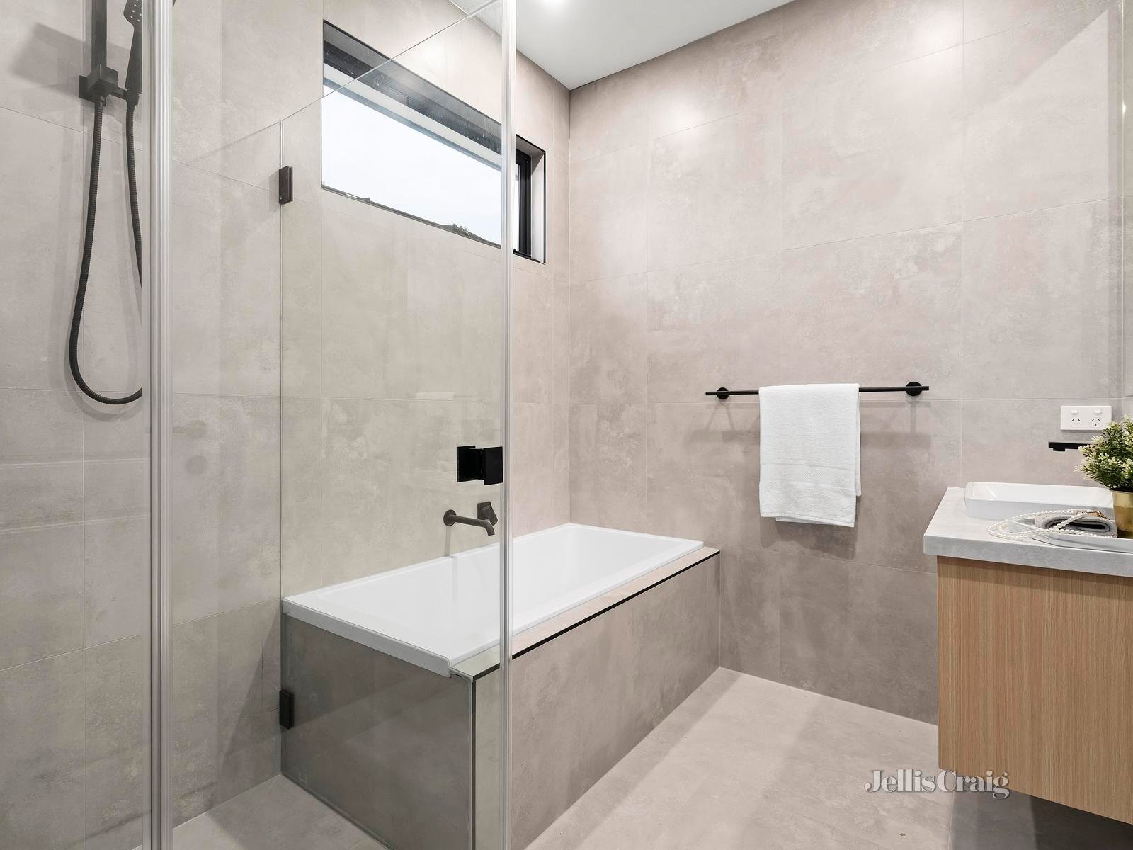 4/15 Glendale Avenue, Templestowe image 8