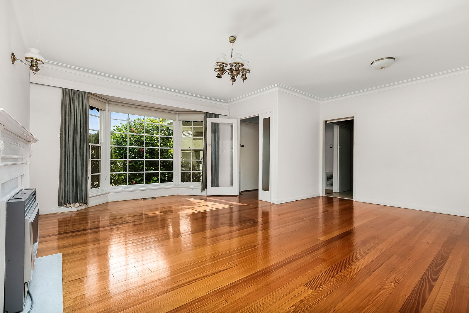 Property Gallery - Main Image