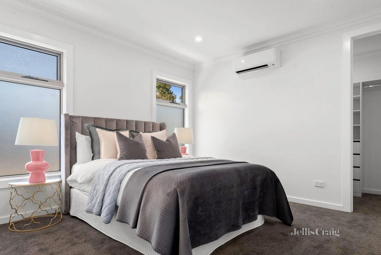 4/15 Monaco Street, Doncaster image 5