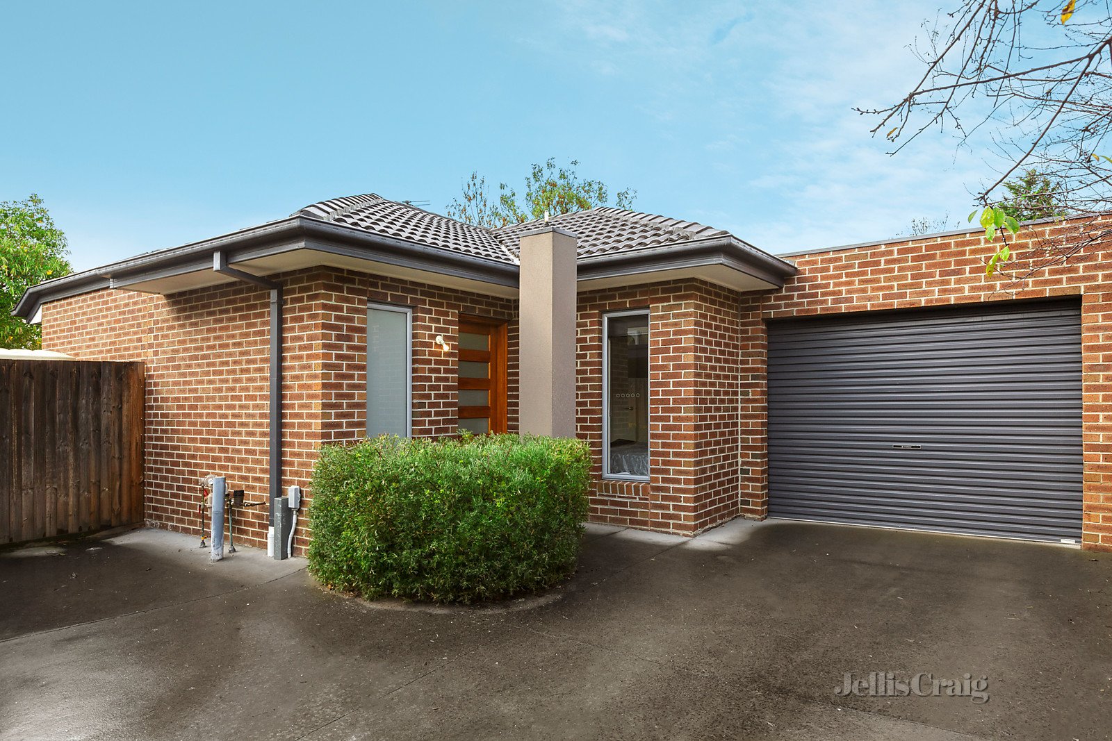 4/15 North Road, Reservoir image 1