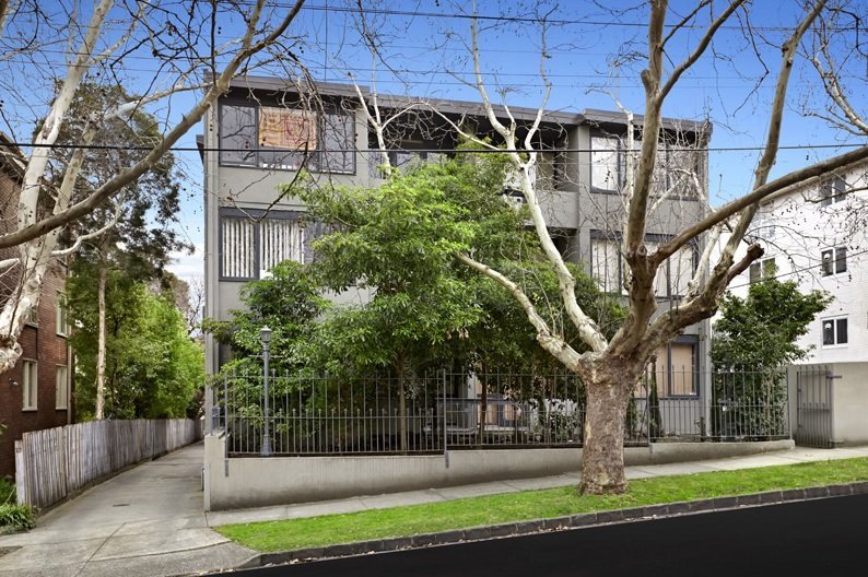 4 / 15 Rockley Road SOUTH YARRA