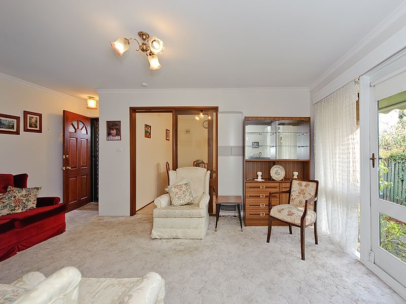 4/15 Wellington Road, Box Hill image 6