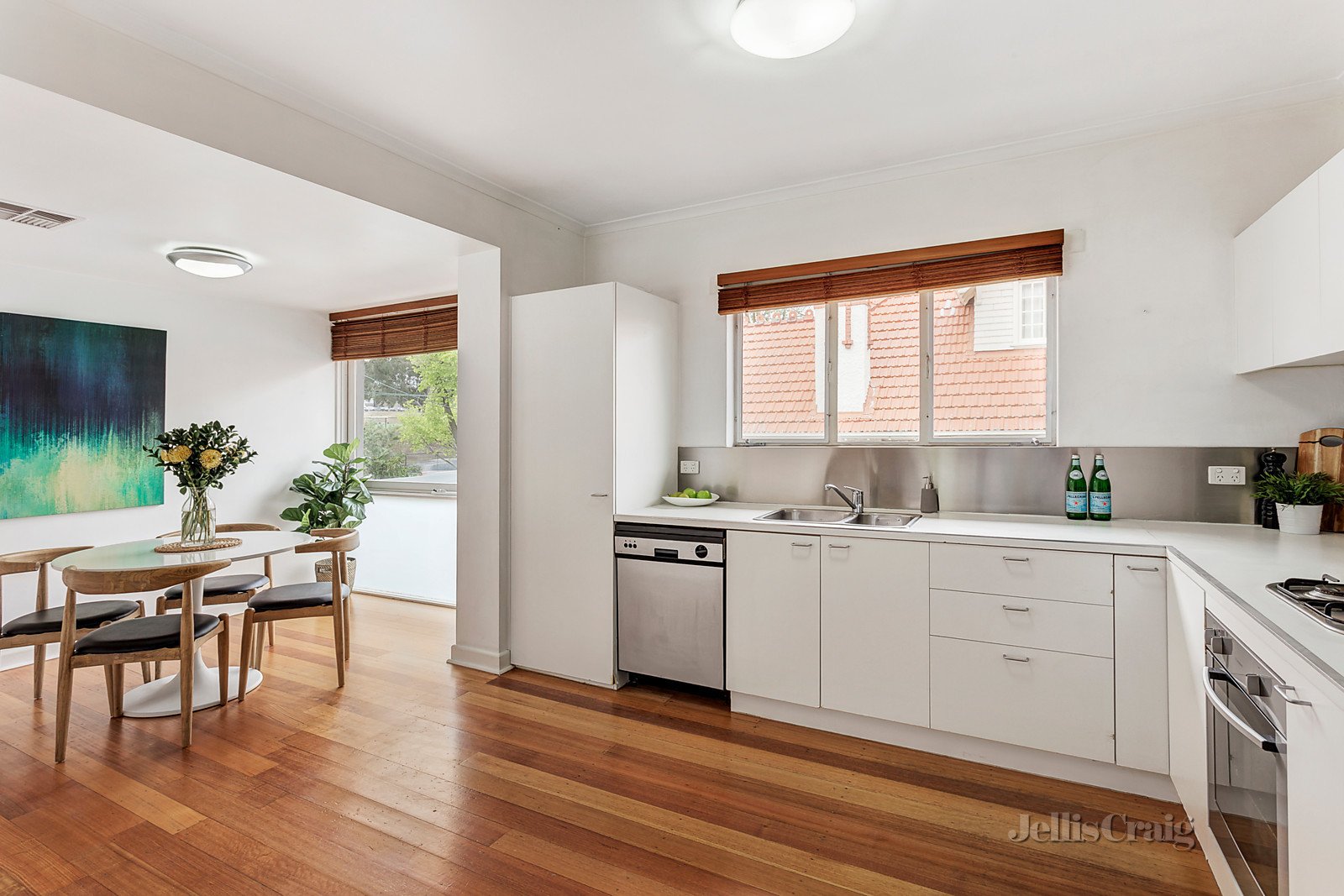 4/150 Barkers Road, Hawthorn image 3