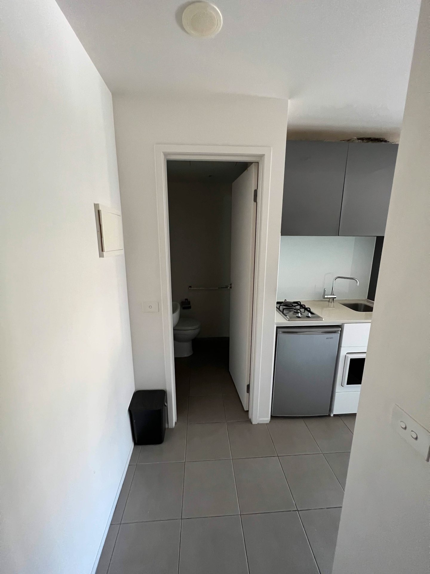 415/22 Orr Street, Carlton image 2