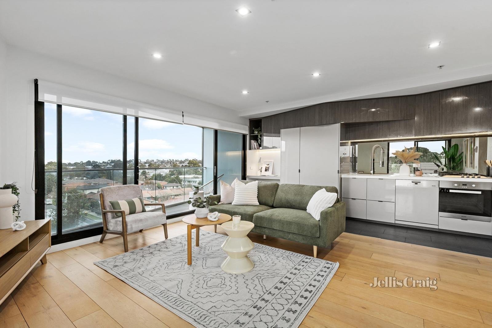 415/33 Harrow Street, Box Hill image 3