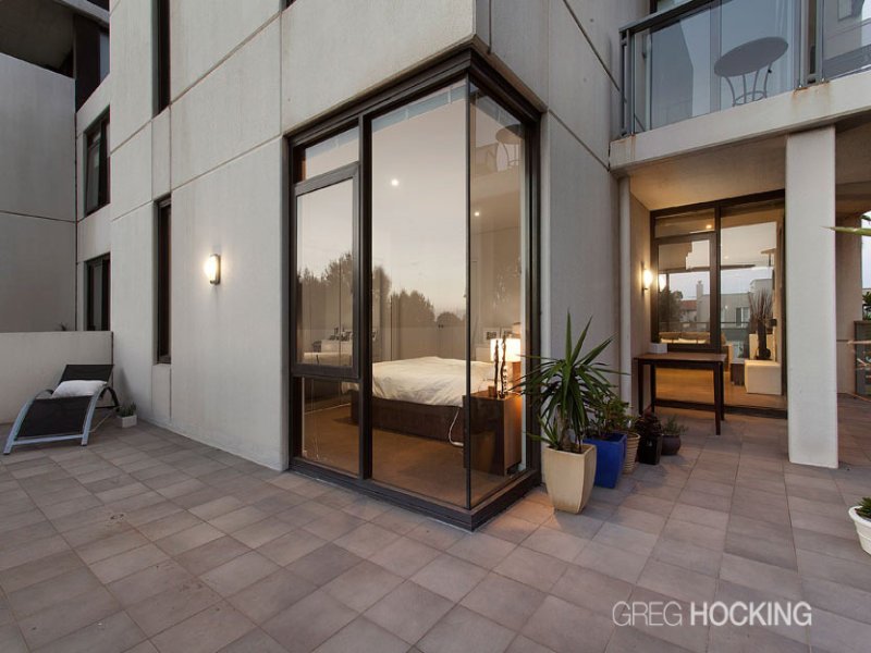 4/157 Beach Street, Port Melbourne image 9