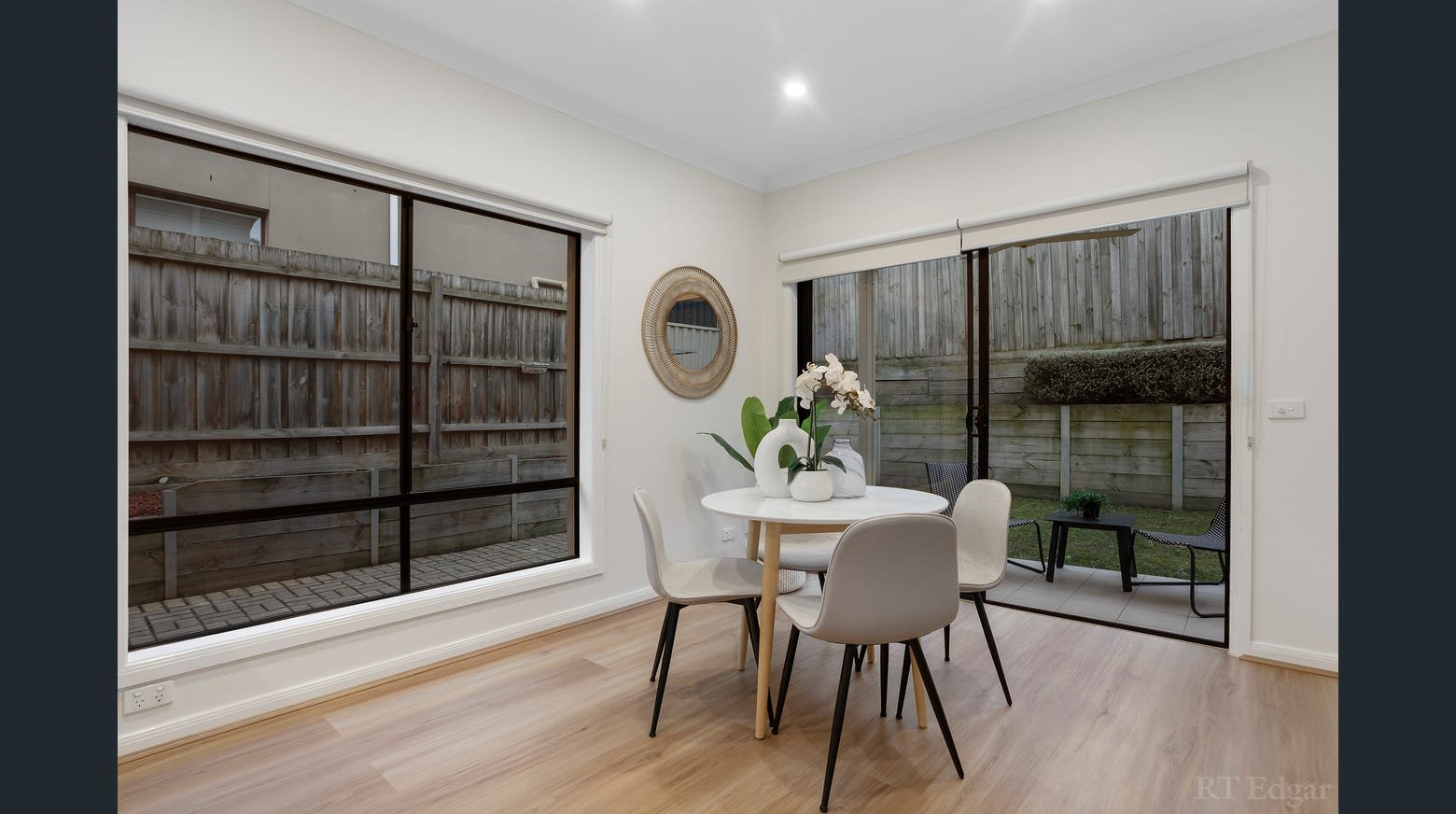 Property Gallery Thumbnail 3