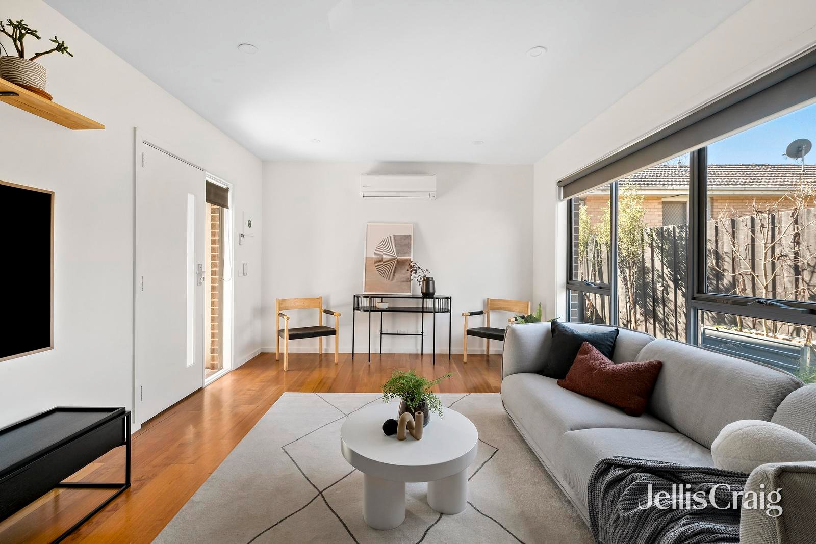 4/16 Bristol Road, Pascoe Vale image 3
