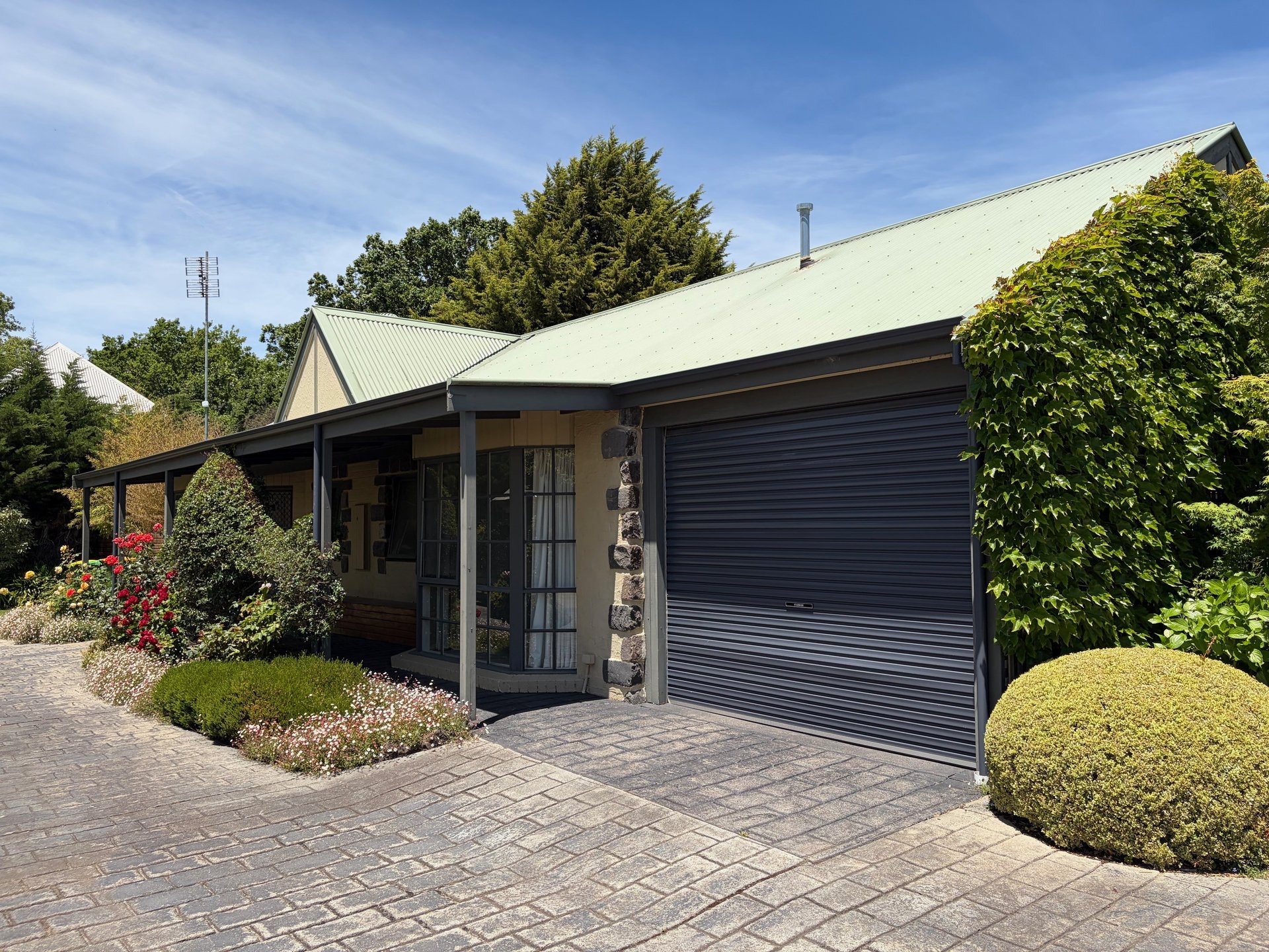 4/16 Carlisle Street, Woodend image 1