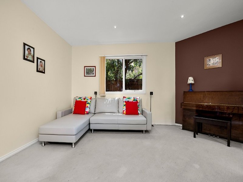 4/16 Carrigal Street, Balwyn image 4
