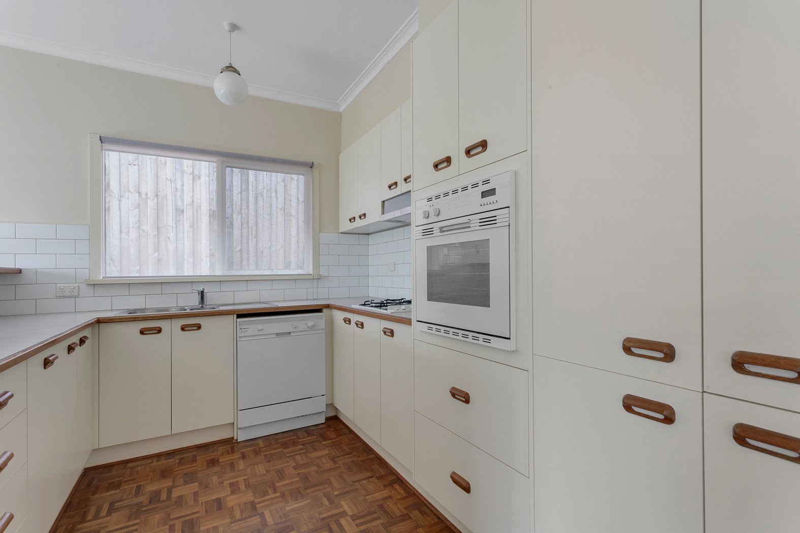 4/16 Edgevale Road, Kew image 3