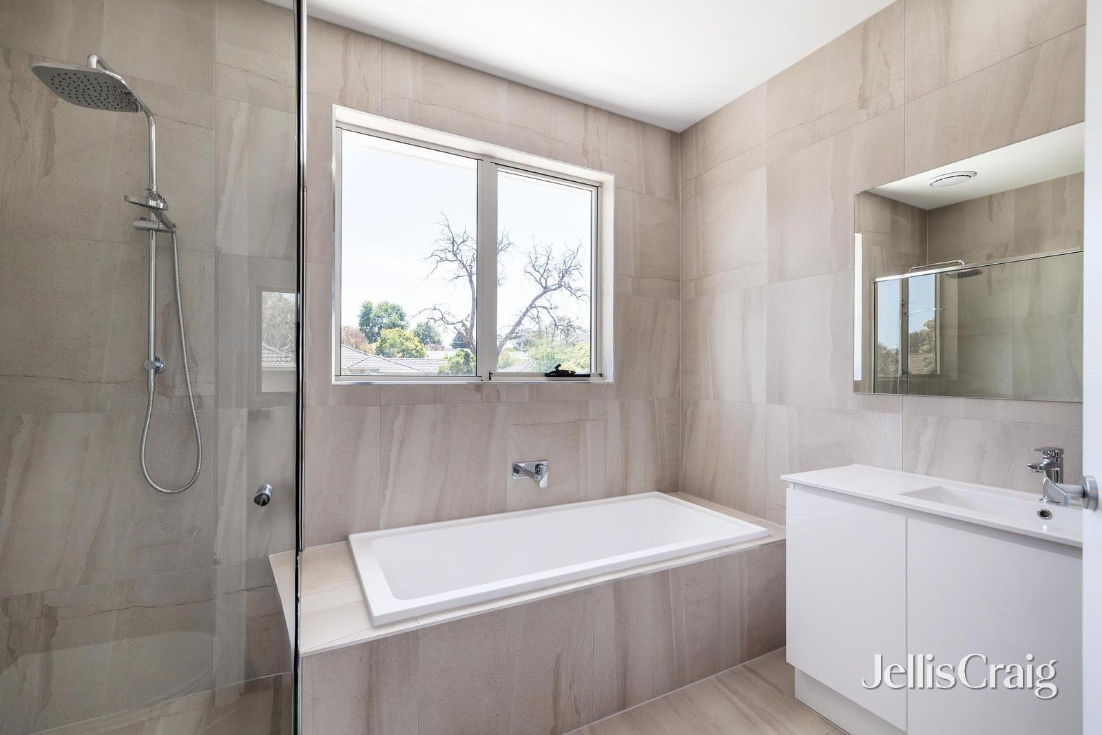 4/16 Flower Street, Ferntree&nbsp;Gully image 8