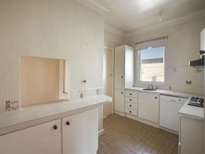4/16 Myrtle Street, Hawthorn image 3