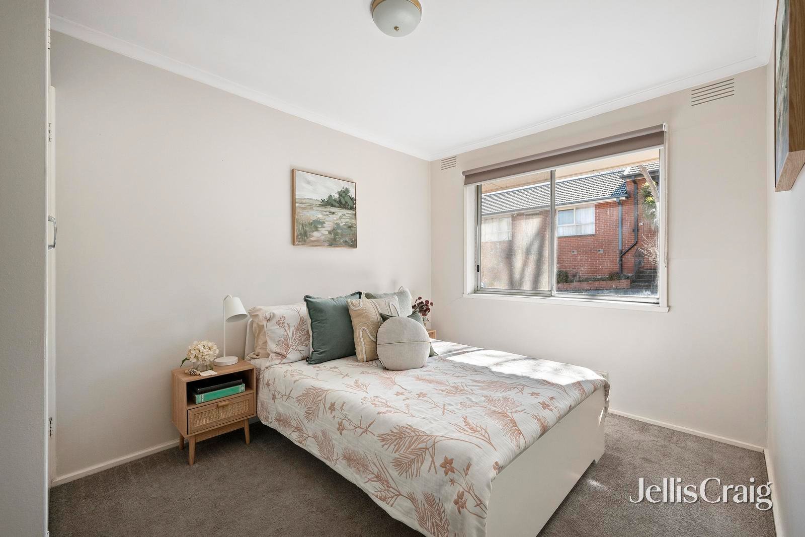 4/16 Newman Road, Mooroolbark image 9