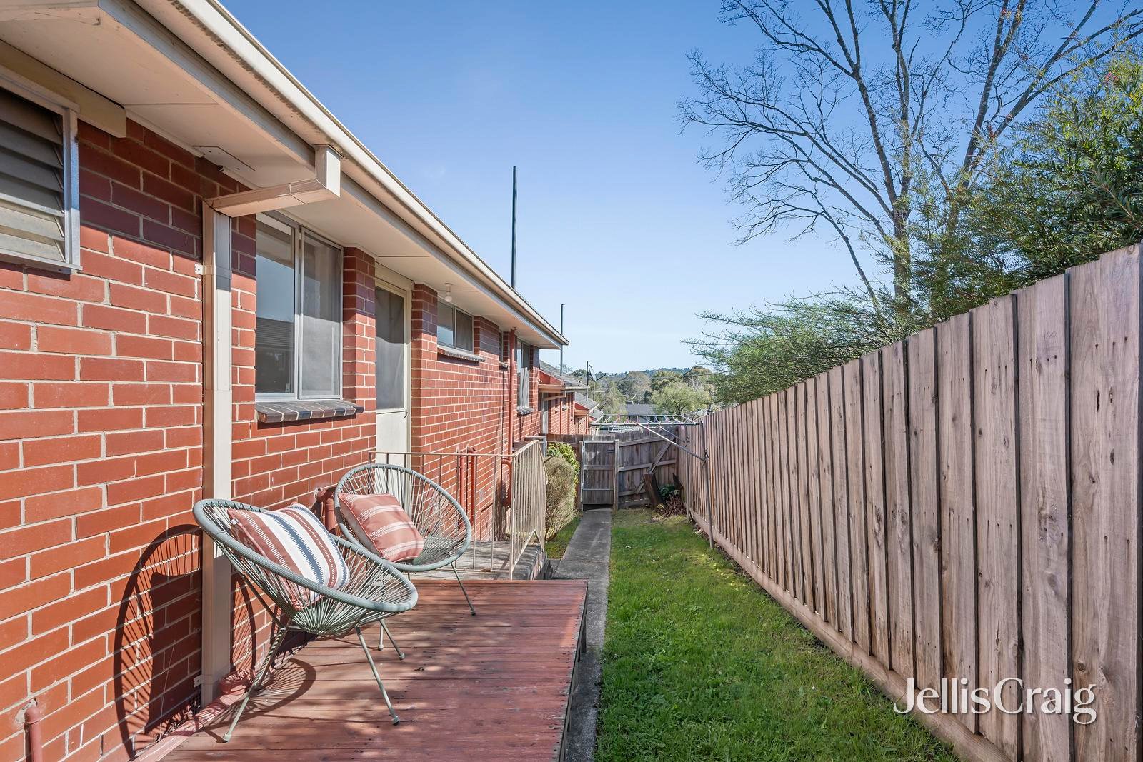4/16 Newman Road, Mooroolbark image 11