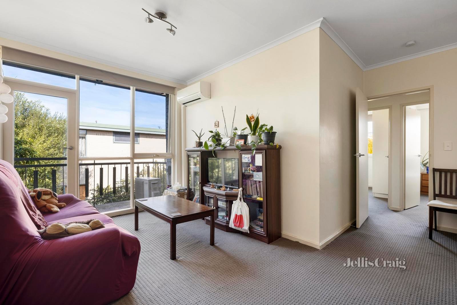 4/16 Repton Road, Malvern East image 2