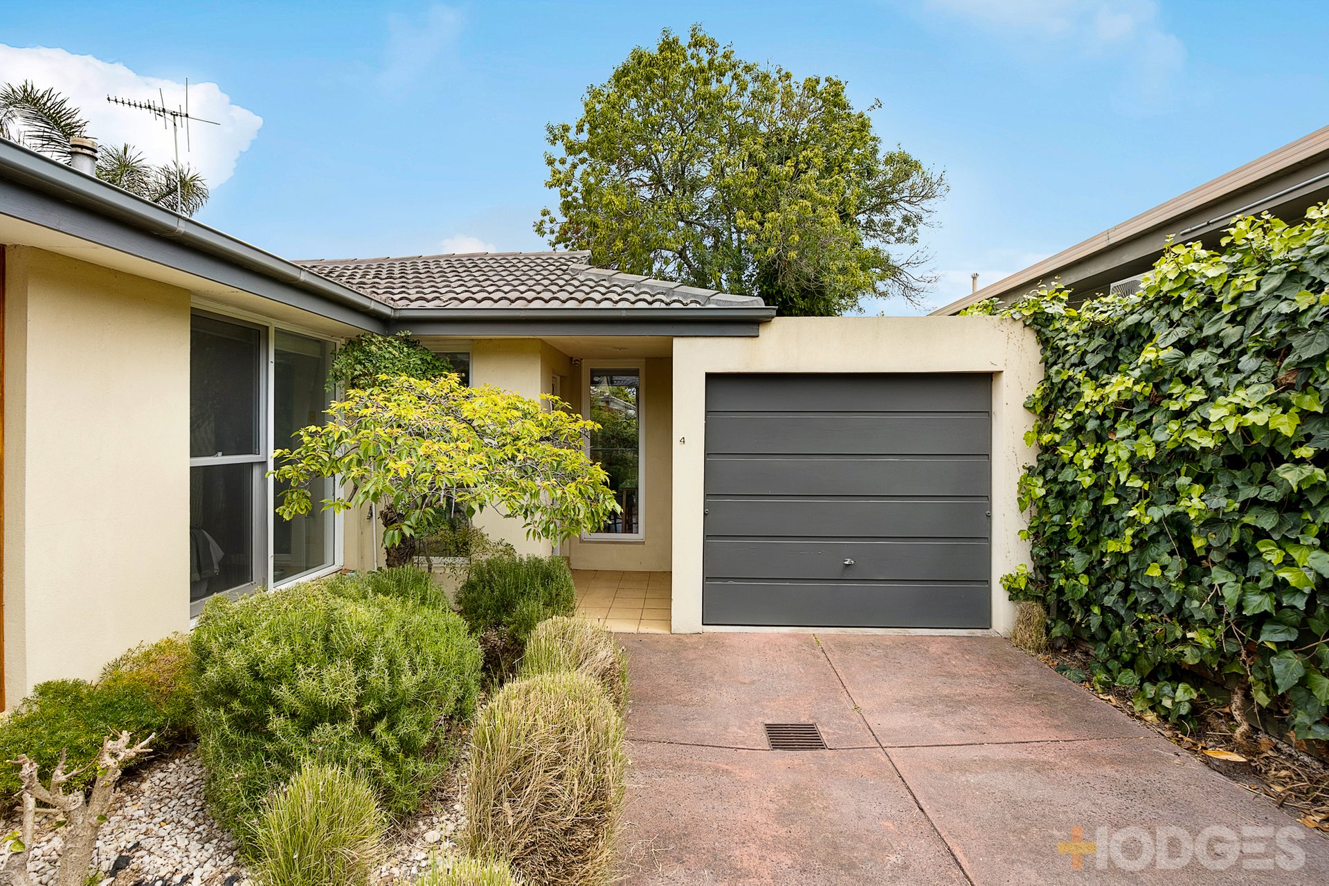 4 / 16 Second Street Black Rock