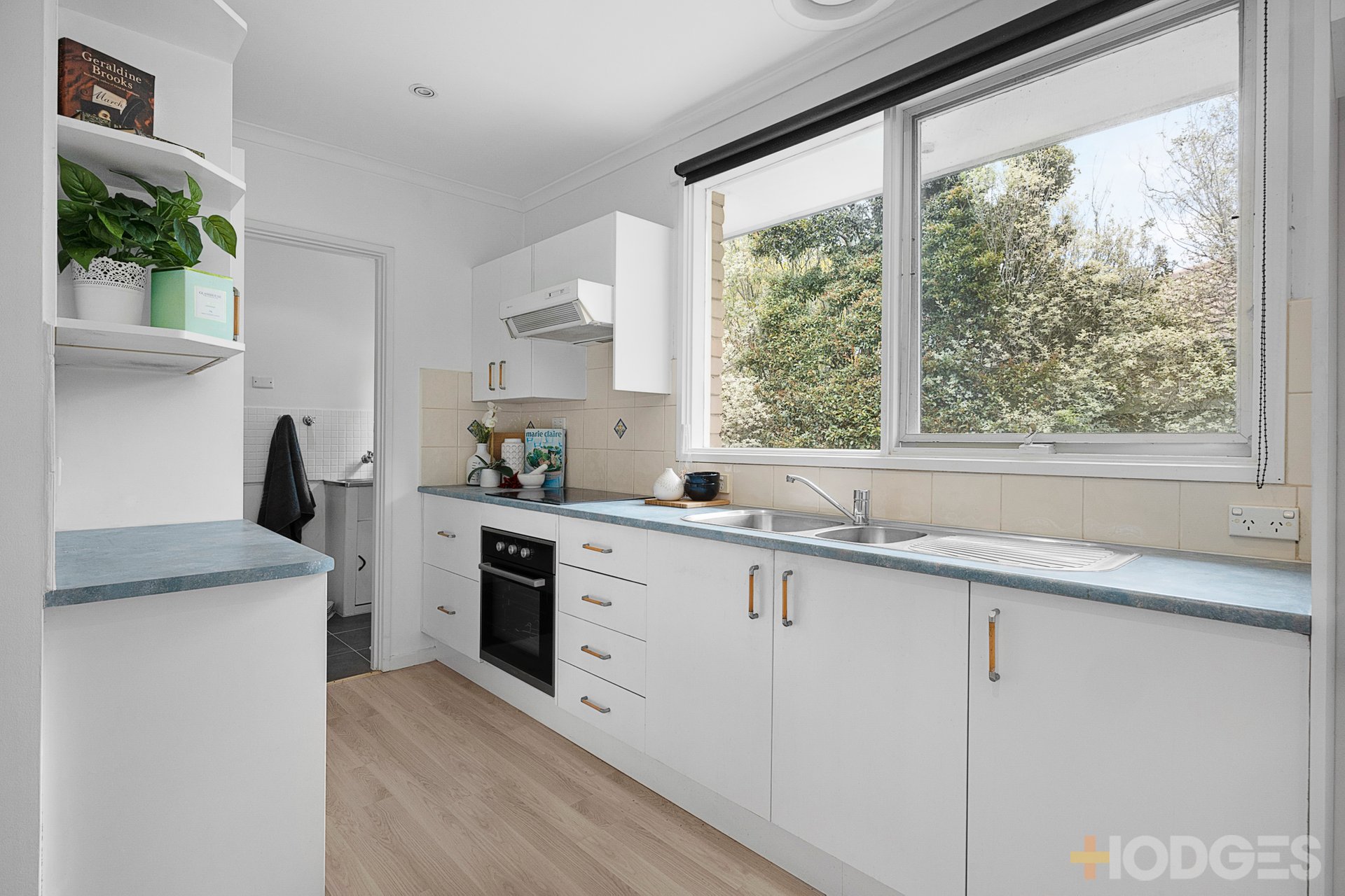 4 / 16 Second Street Black Rock