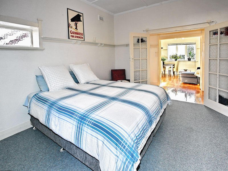 4/16 Tiuna Grove, Elwood image 5