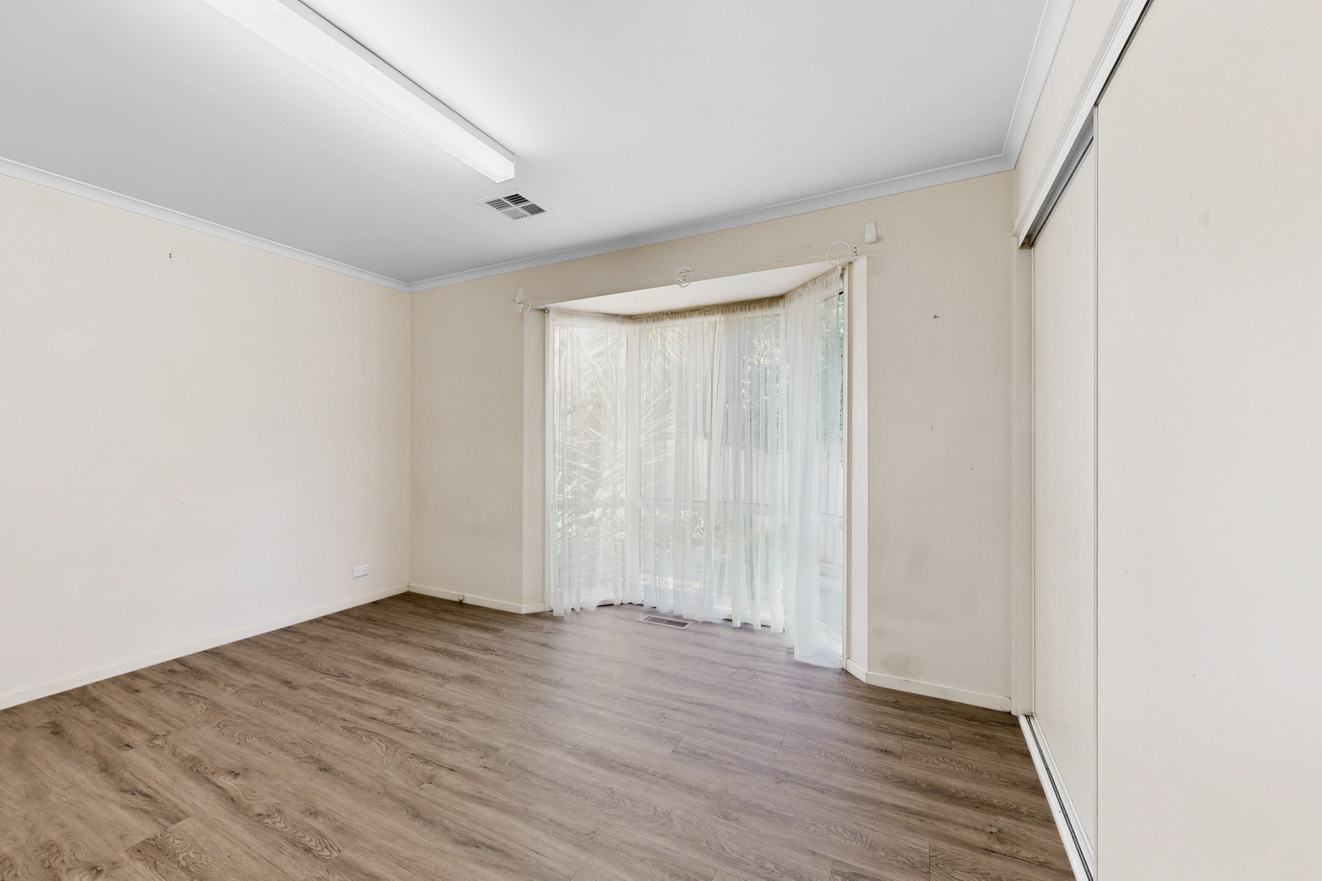 4/16 Wembley Grove, Mckinnon image 8