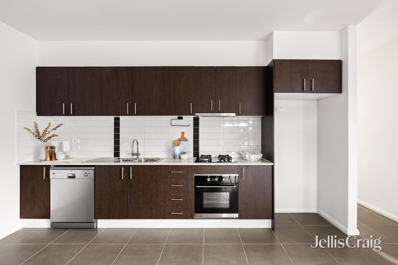 4/162 Somerset Road, Campbellfield image 3