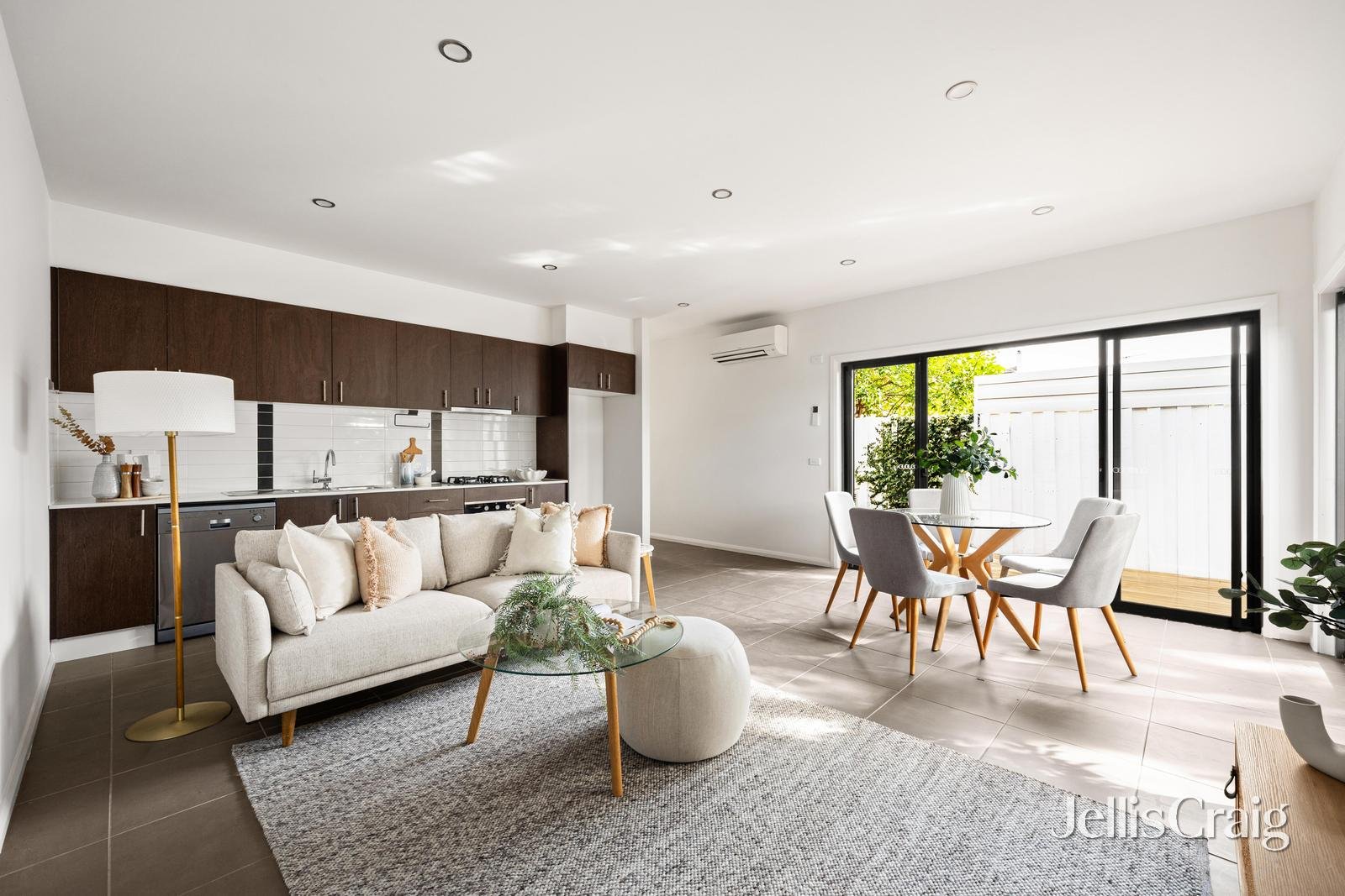 4/162 Somerset Road, Campbellfield image 6