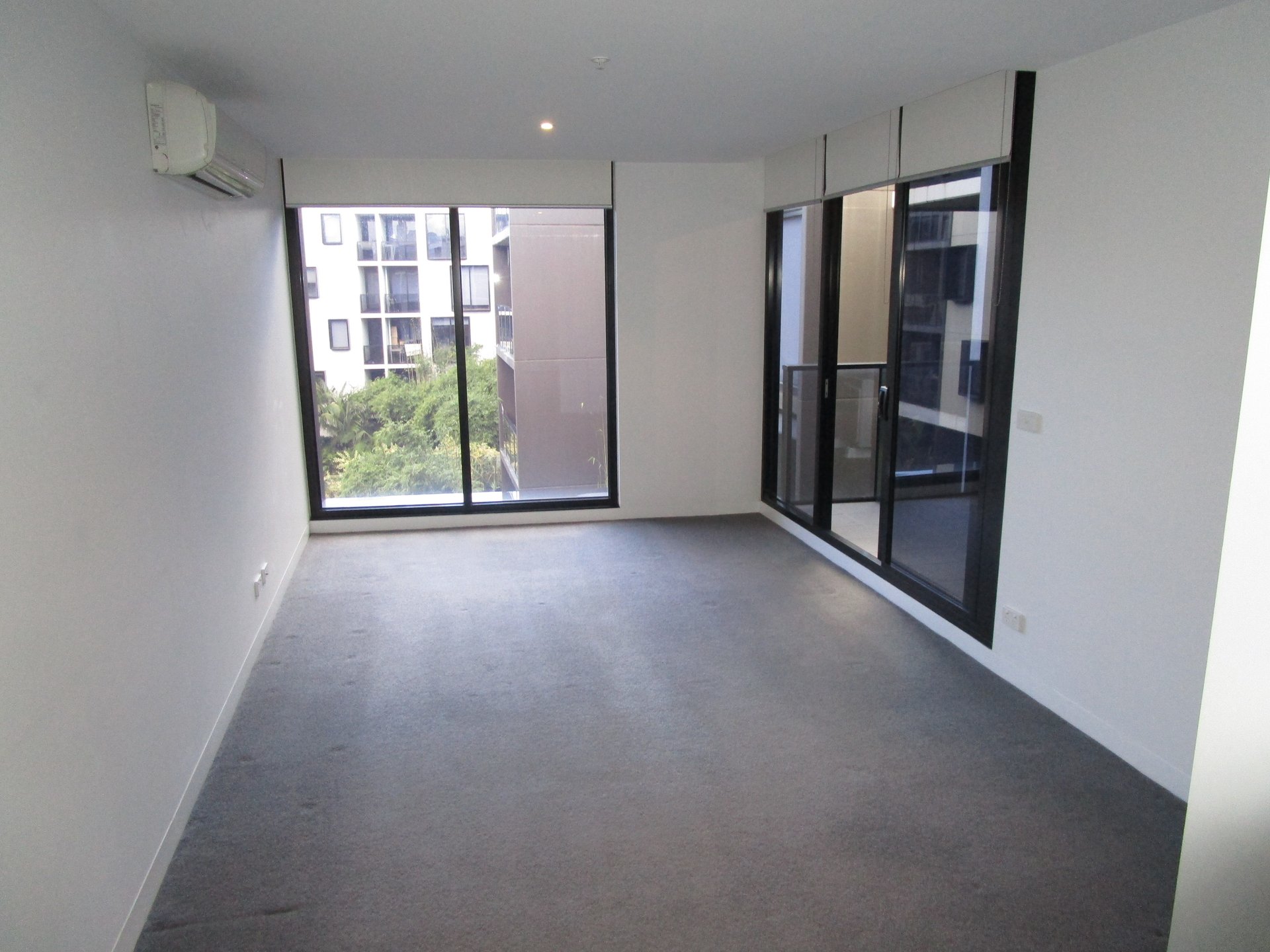 416/311 Burwood Road, Hawthorn image 2