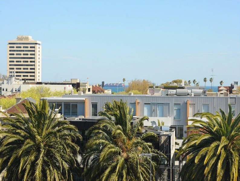 Property Gallery Thumbnail 8