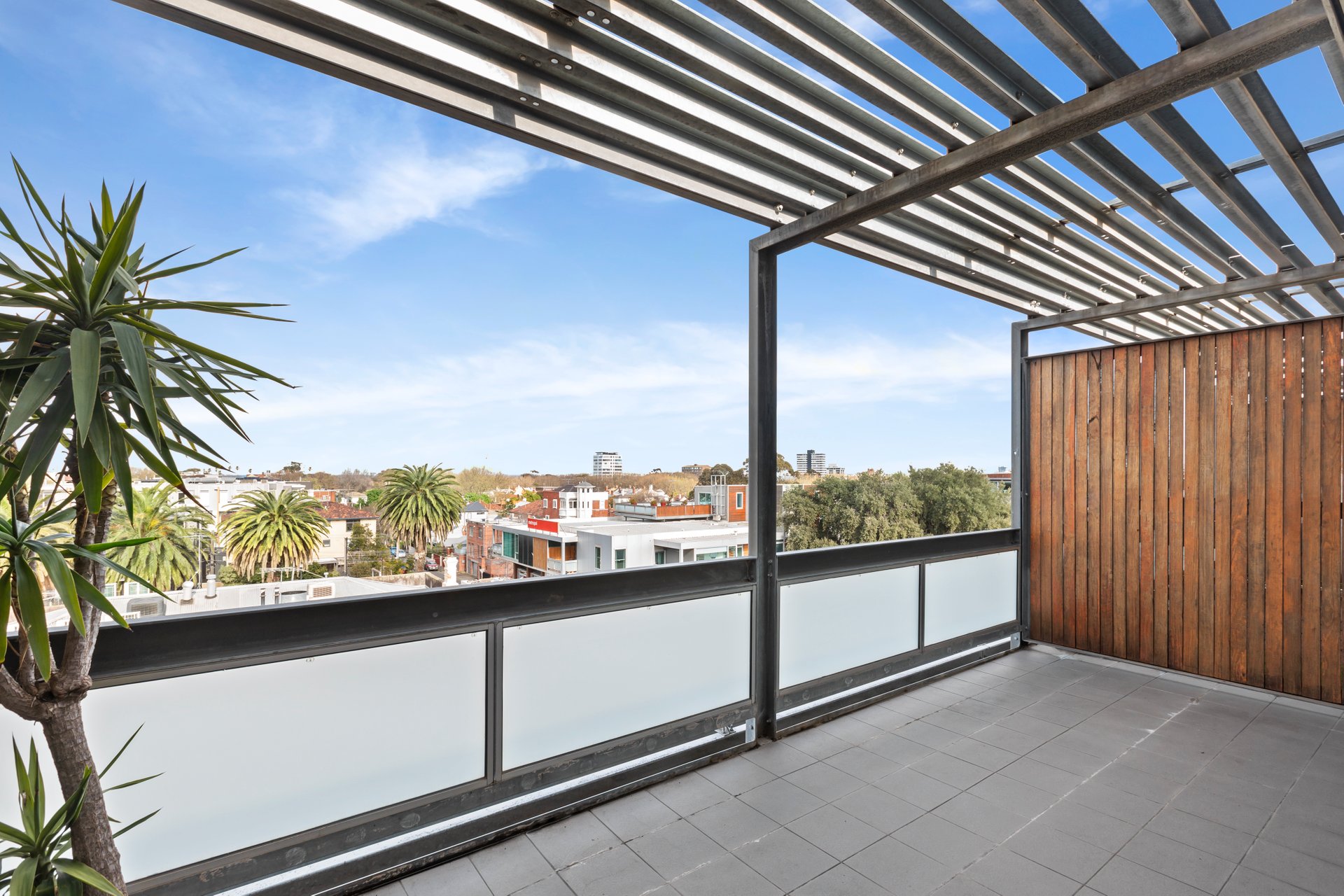 Property Gallery Thumbnail 7