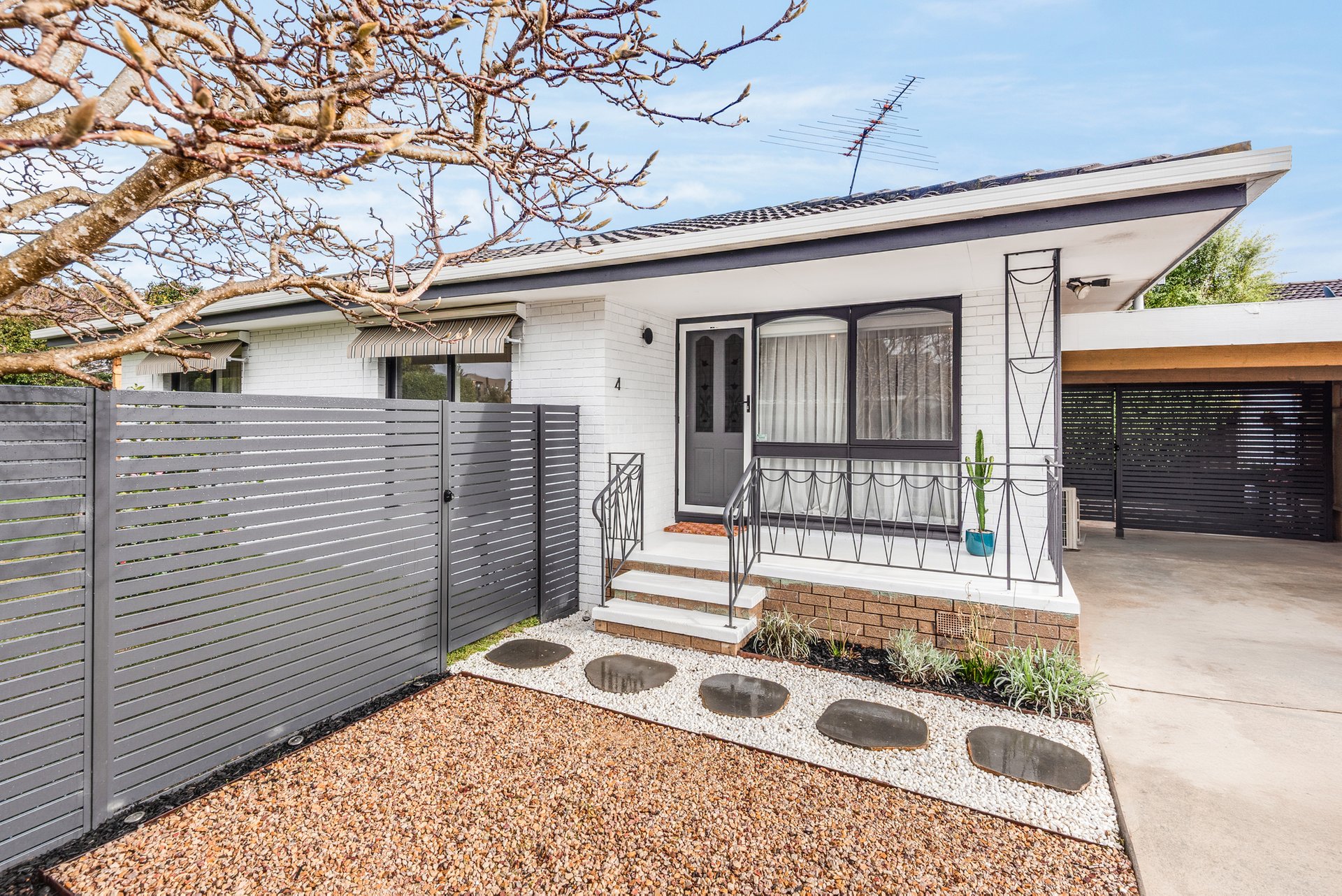 4/165 Barrabool Road, Highton, VIC 3216