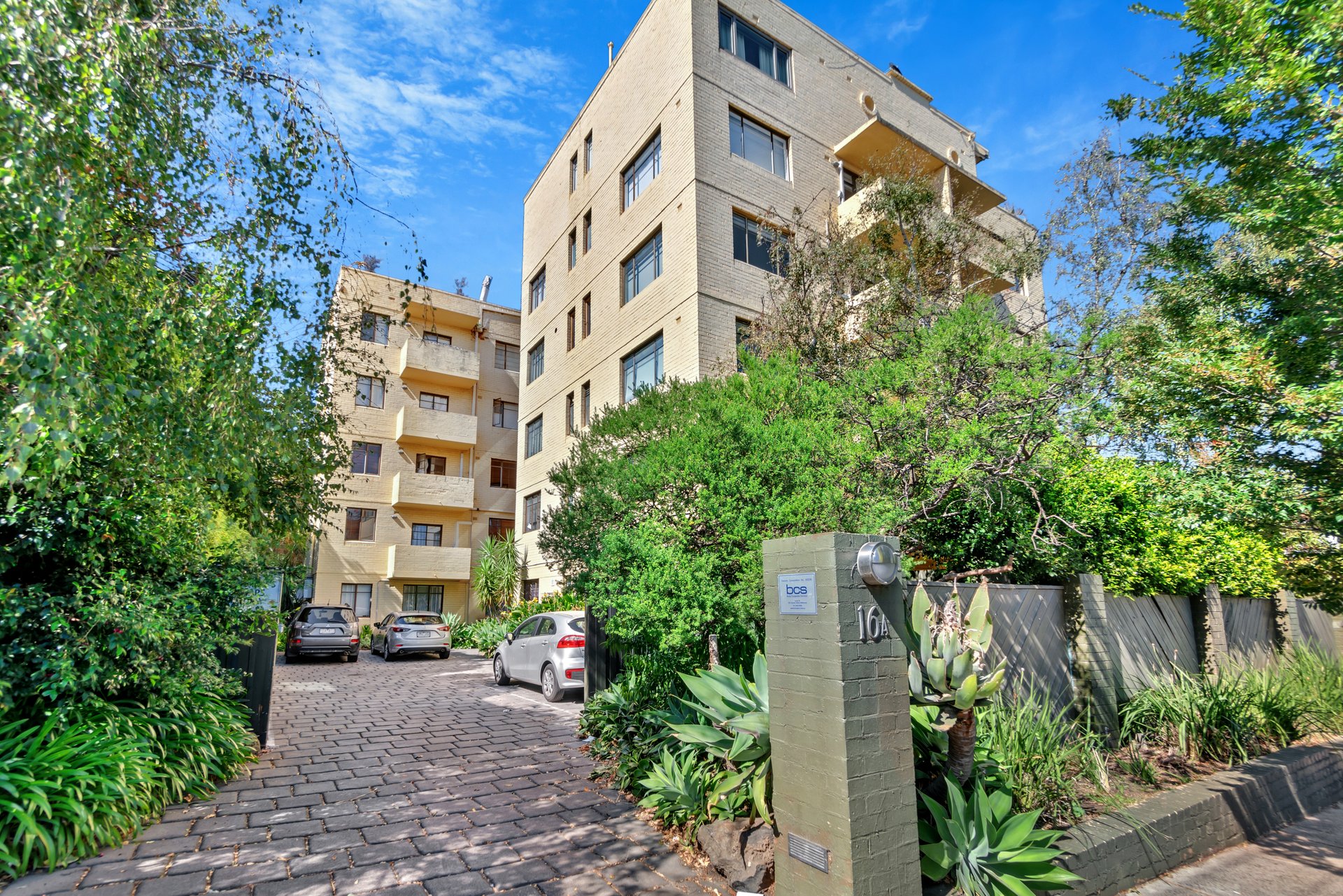 4/16A Chapel Street ST KILDA