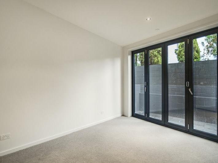 Property Gallery Thumbnail 4