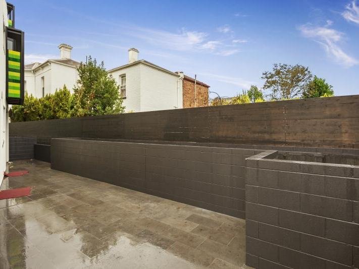 Property Gallery Thumbnail 6