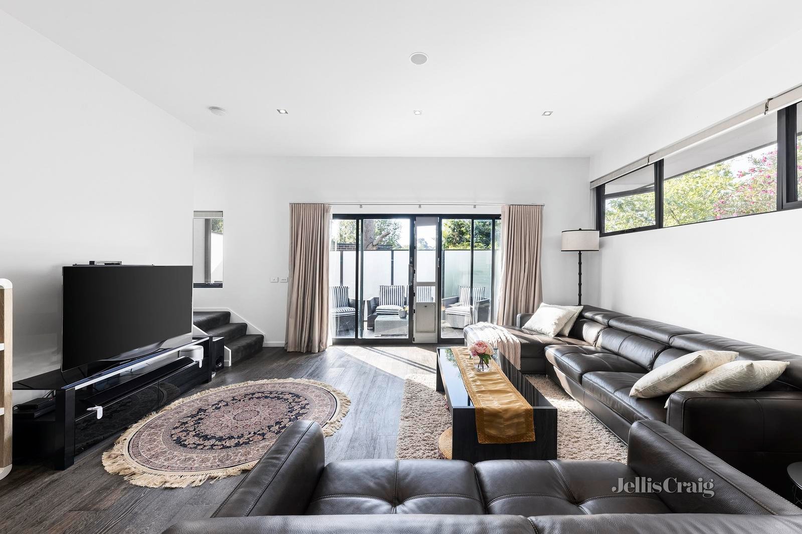 4/17 Hakea Street, Templestowe image 3