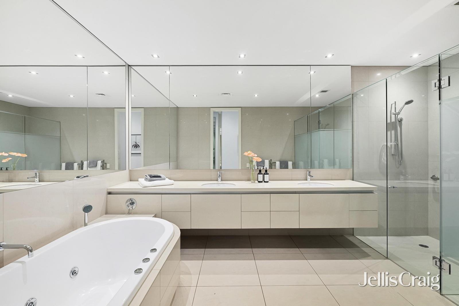 4/17 Myamyn Street, Armadale image 10