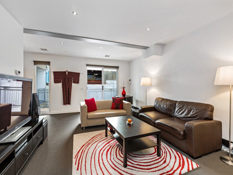 4 / 175C Stephen Street YARRAVILLE