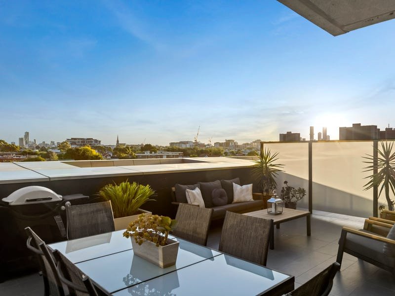 Property Gallery Thumbnail 8