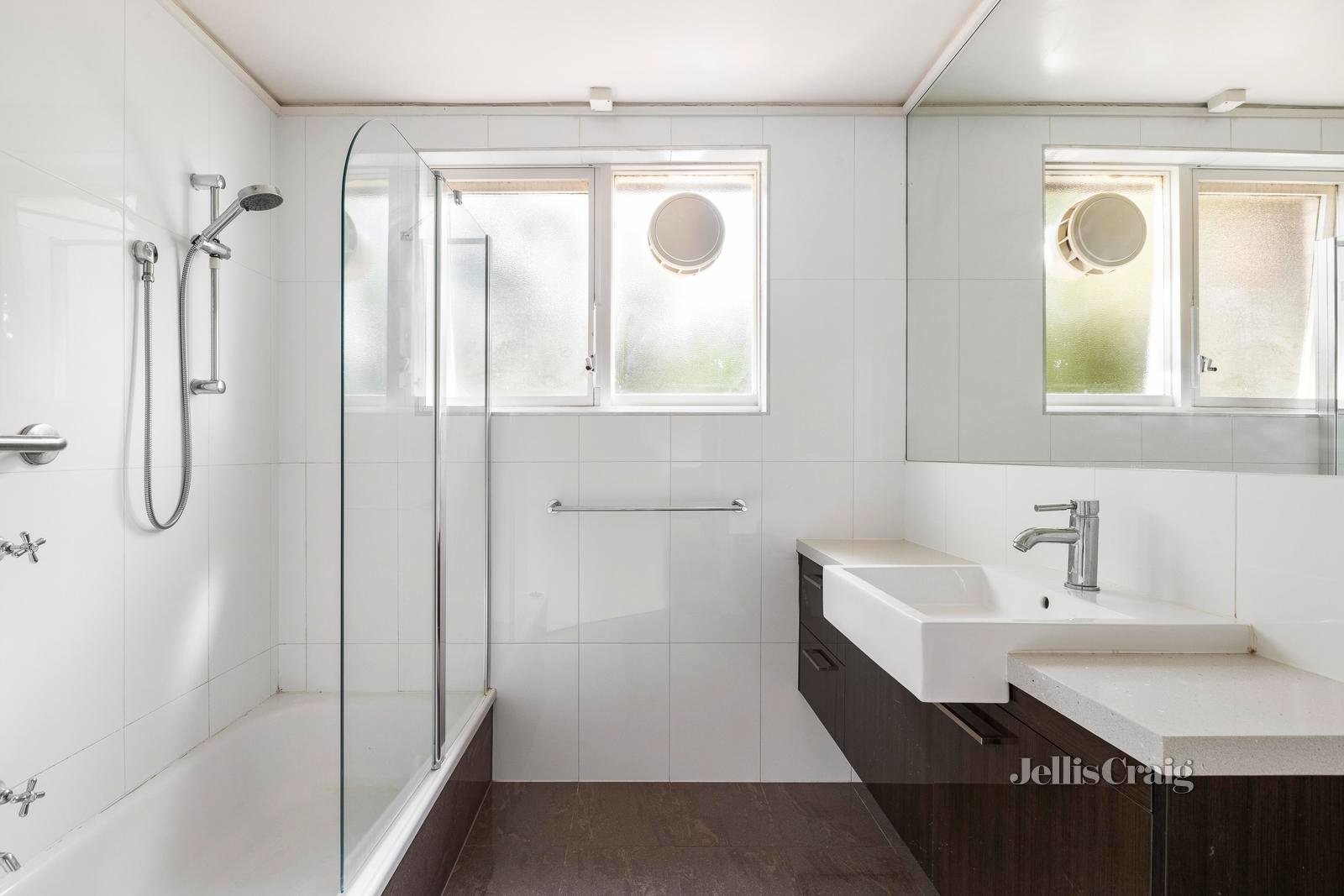 4/18 Carmichael Street, Ivanhoe East image 8
