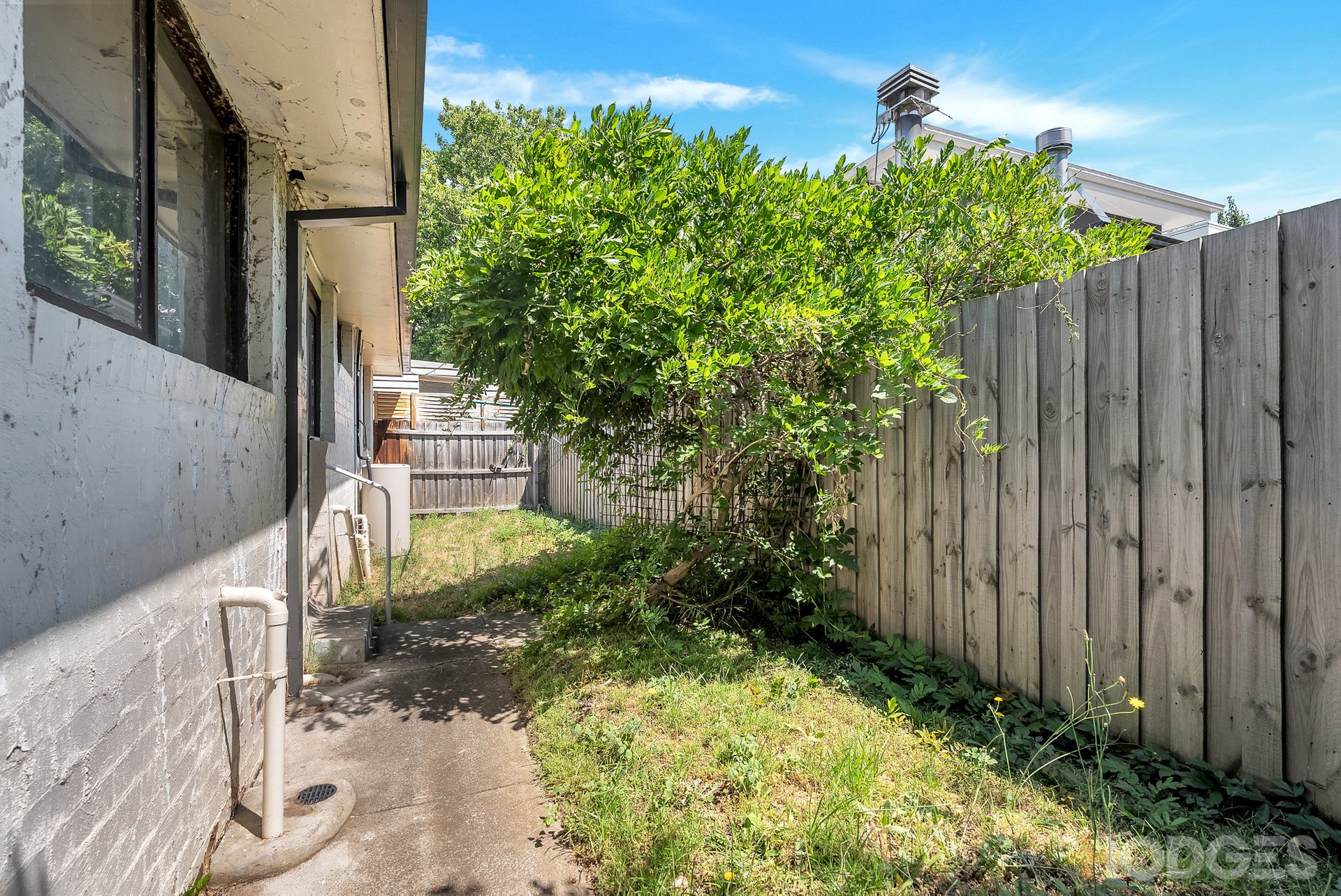 4 / 18 Jack Road Cheltenham