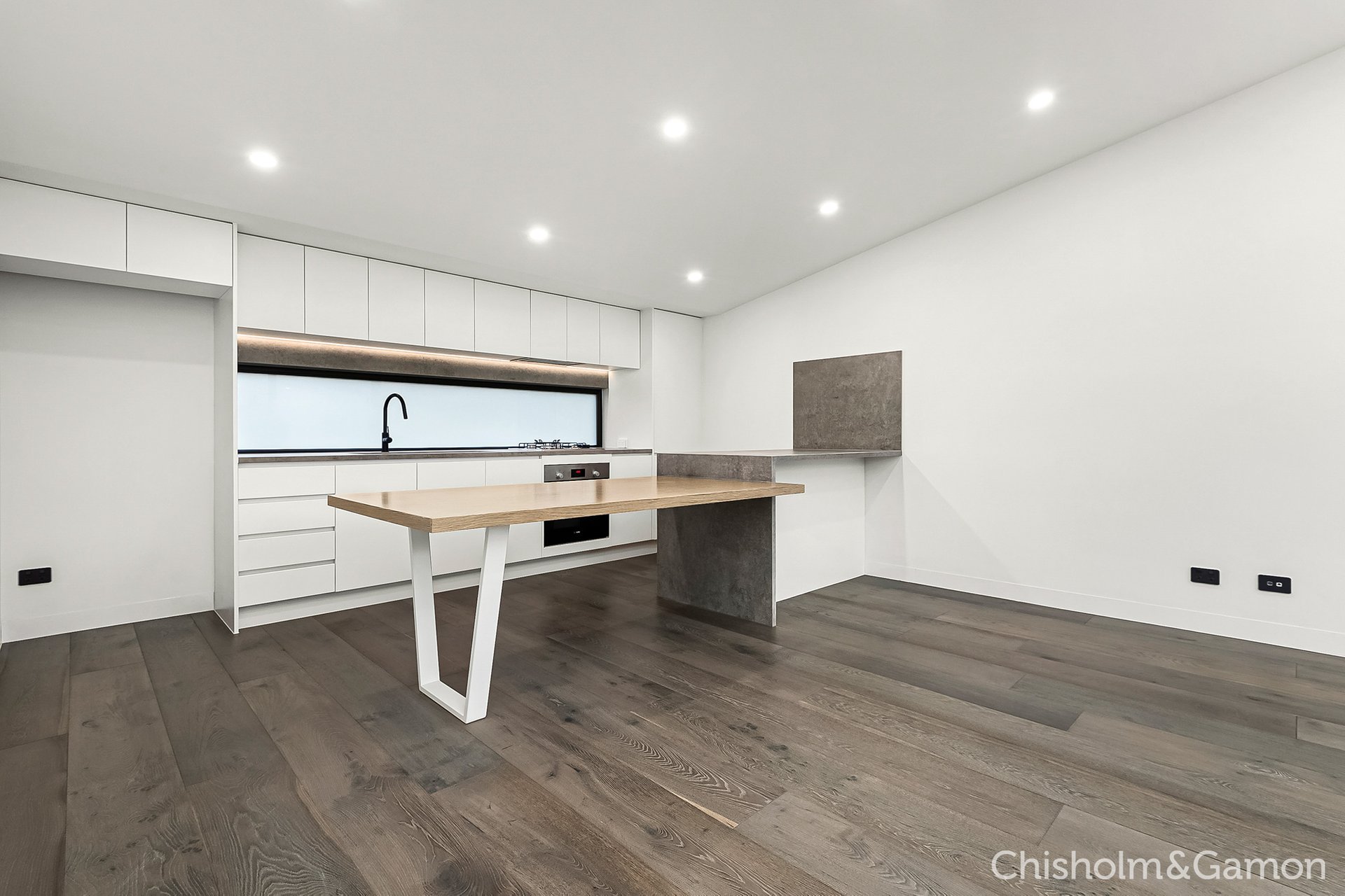 4/18 Joyce Street, Elwood image 2