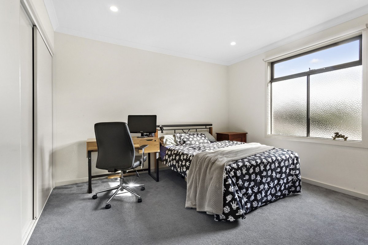 4/18 Lorne Parade, Mont Albert image 8